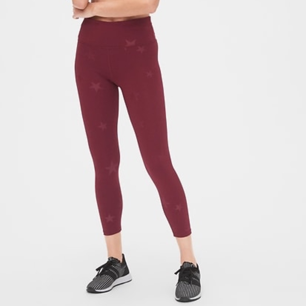 Gapfit Blackout Technology Burgundy Star Leggings